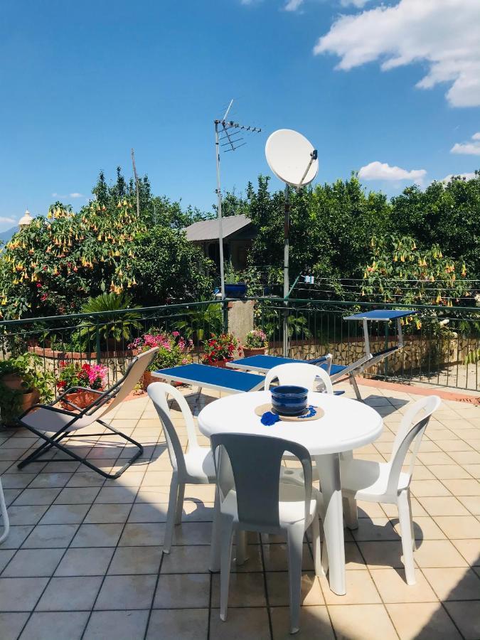 La Terrazza Lejlighed Vico Equense Eksteriør billede